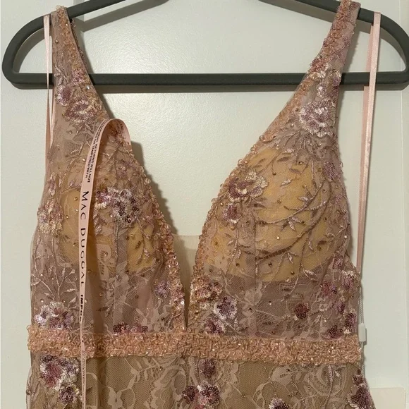 Mac Duggal 67481 Floral Embellished Sleeveless Plunge Gown Sz 6 NWT - Picture 9 of 16